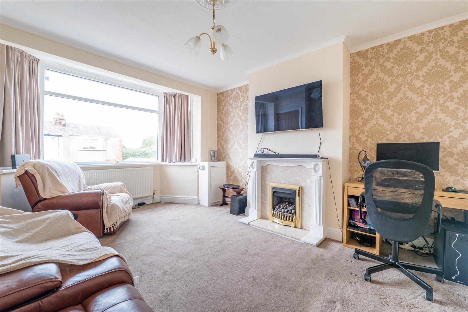 2 bed property in Russell Square West, Chorley
